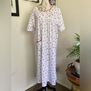 NWT yawenqi moo-moo with pocket XXXL (see description for measurements)